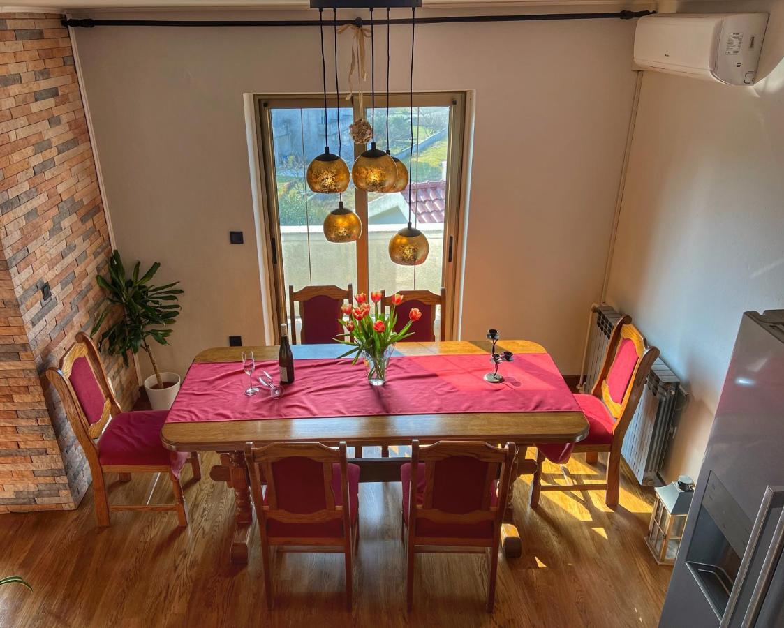 Apartmani Mia Palit Esterno foto