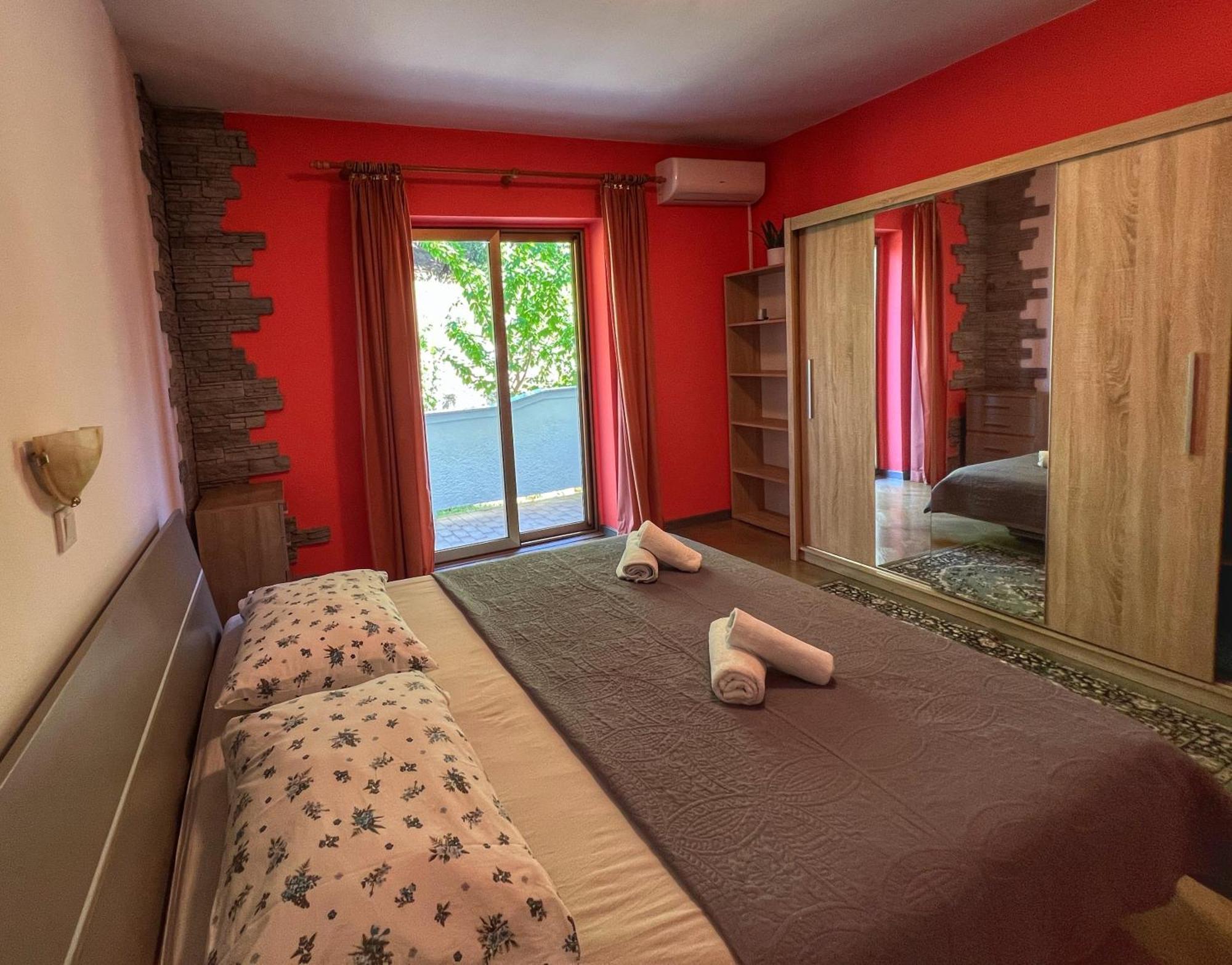 Apartmani Mia Palit Esterno foto