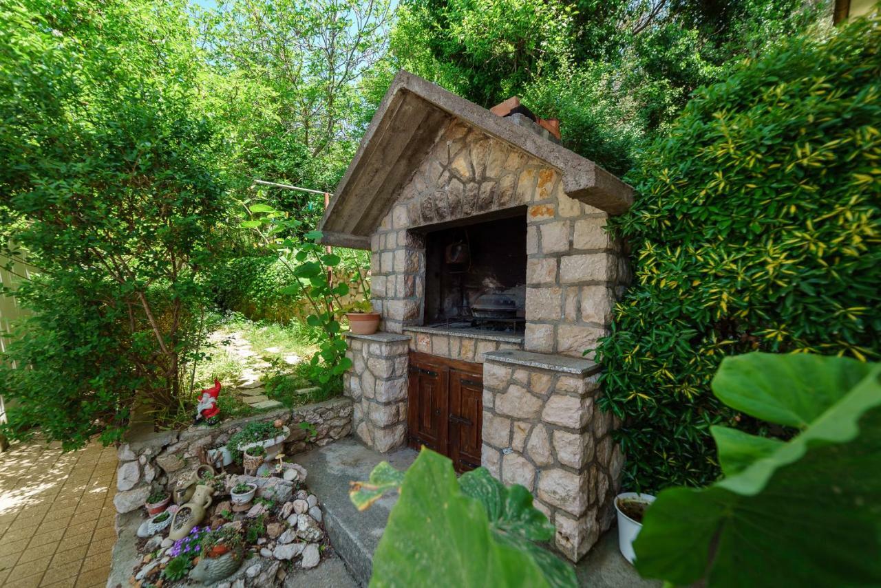 Apartmani Mia Palit Esterno foto